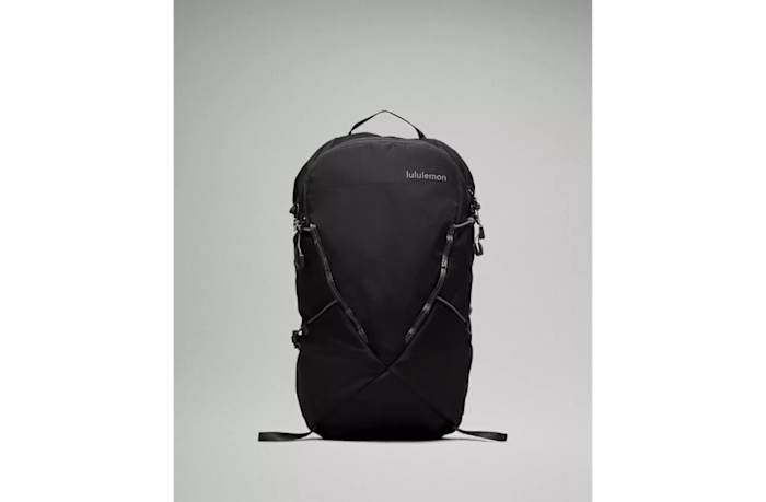 lululemon-all-sport-backpack
